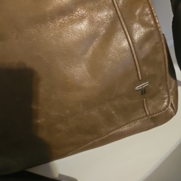 TUMI Shoulder Bag Messenger Bag Crossbody Brown Slim Flap Leather Unisex - Picture 5 of 13